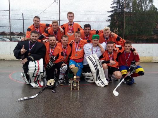 Such� dresy Skalit� a �ierne maj� bronz!